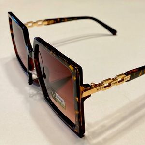 Women’s Stylish sunglasses  (New)
